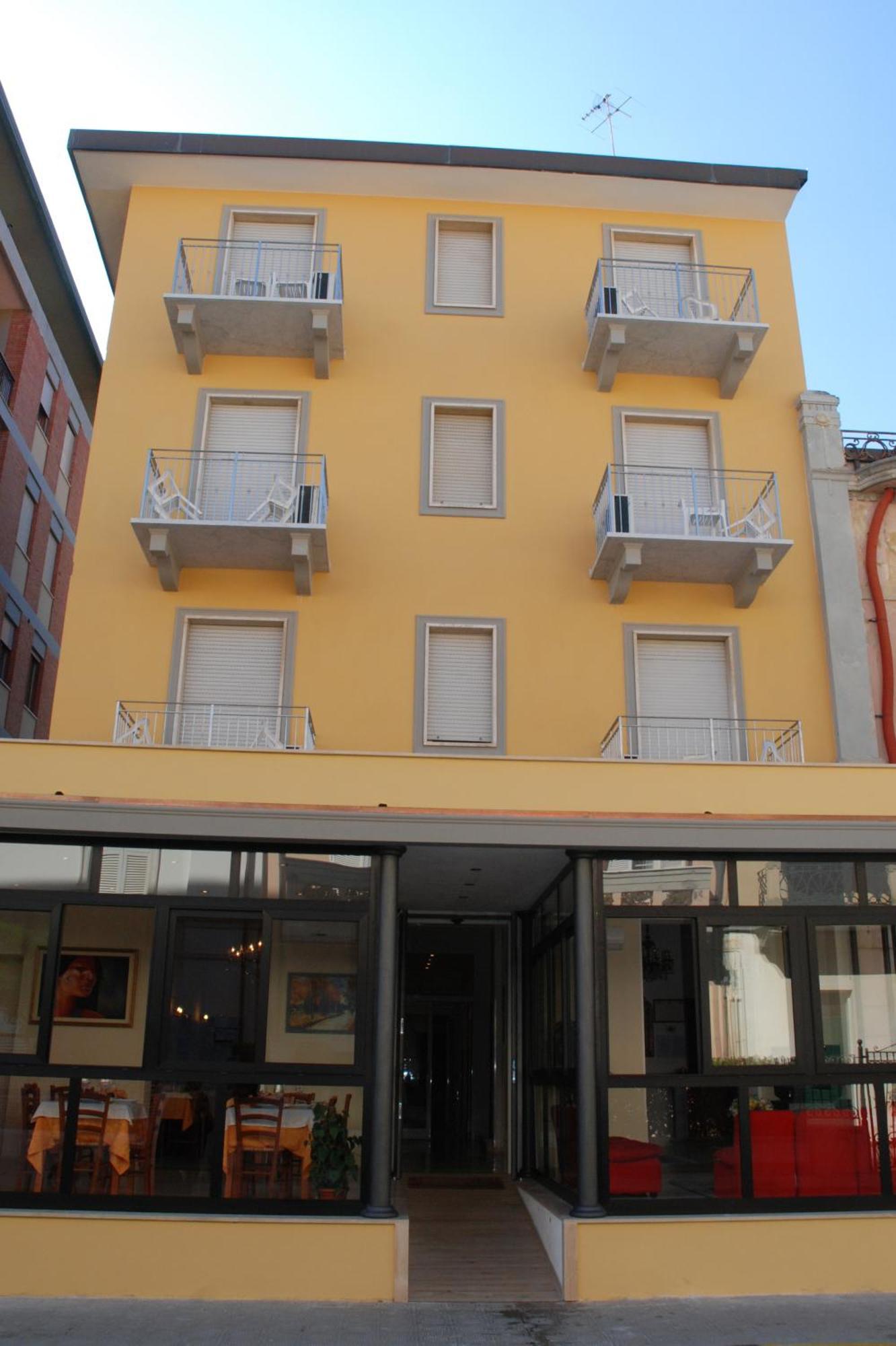 Hotel Caribe فياريجيو المظهر الخارجي الصورة